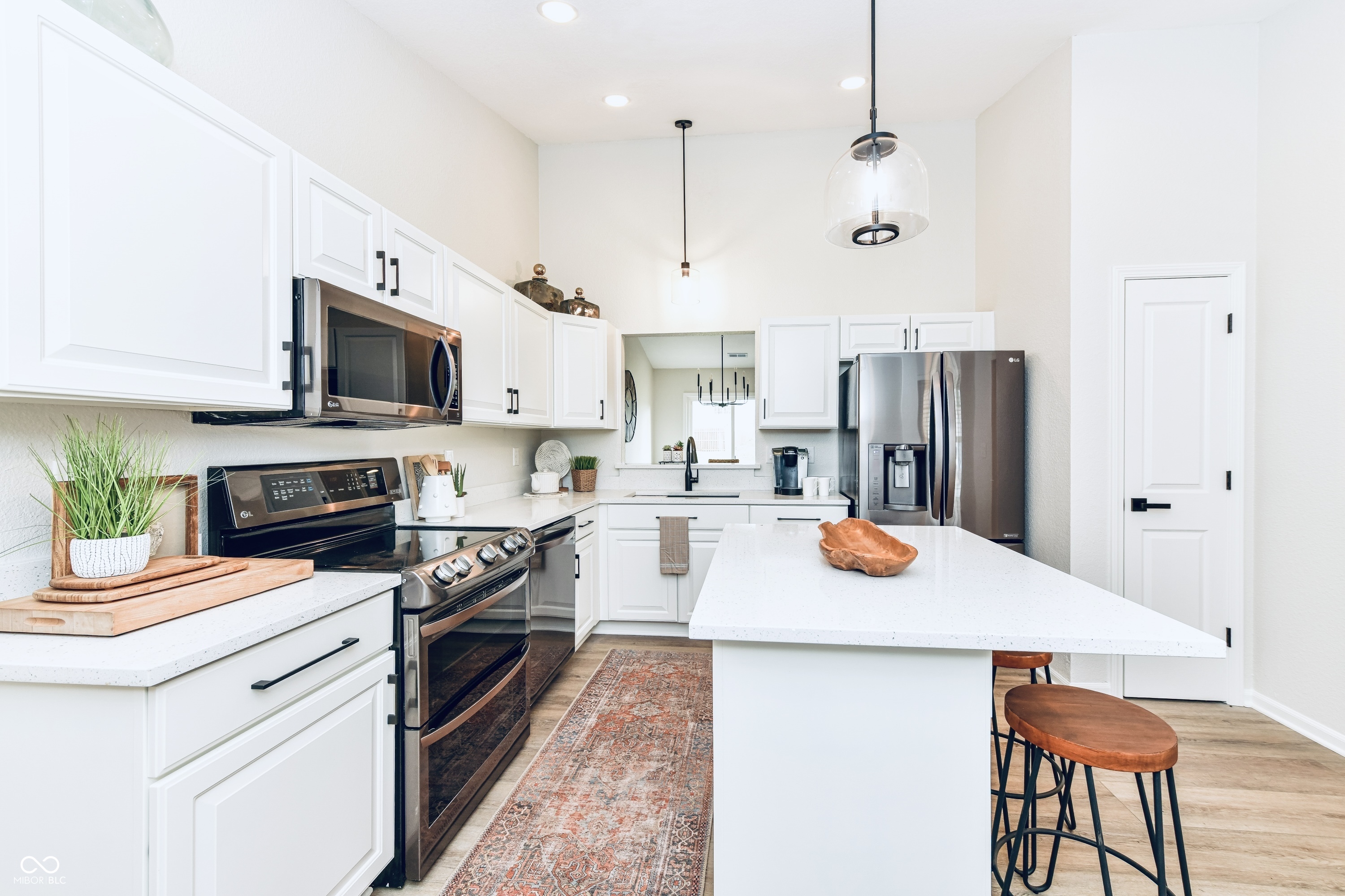 11761 Sand Creek Boulevard