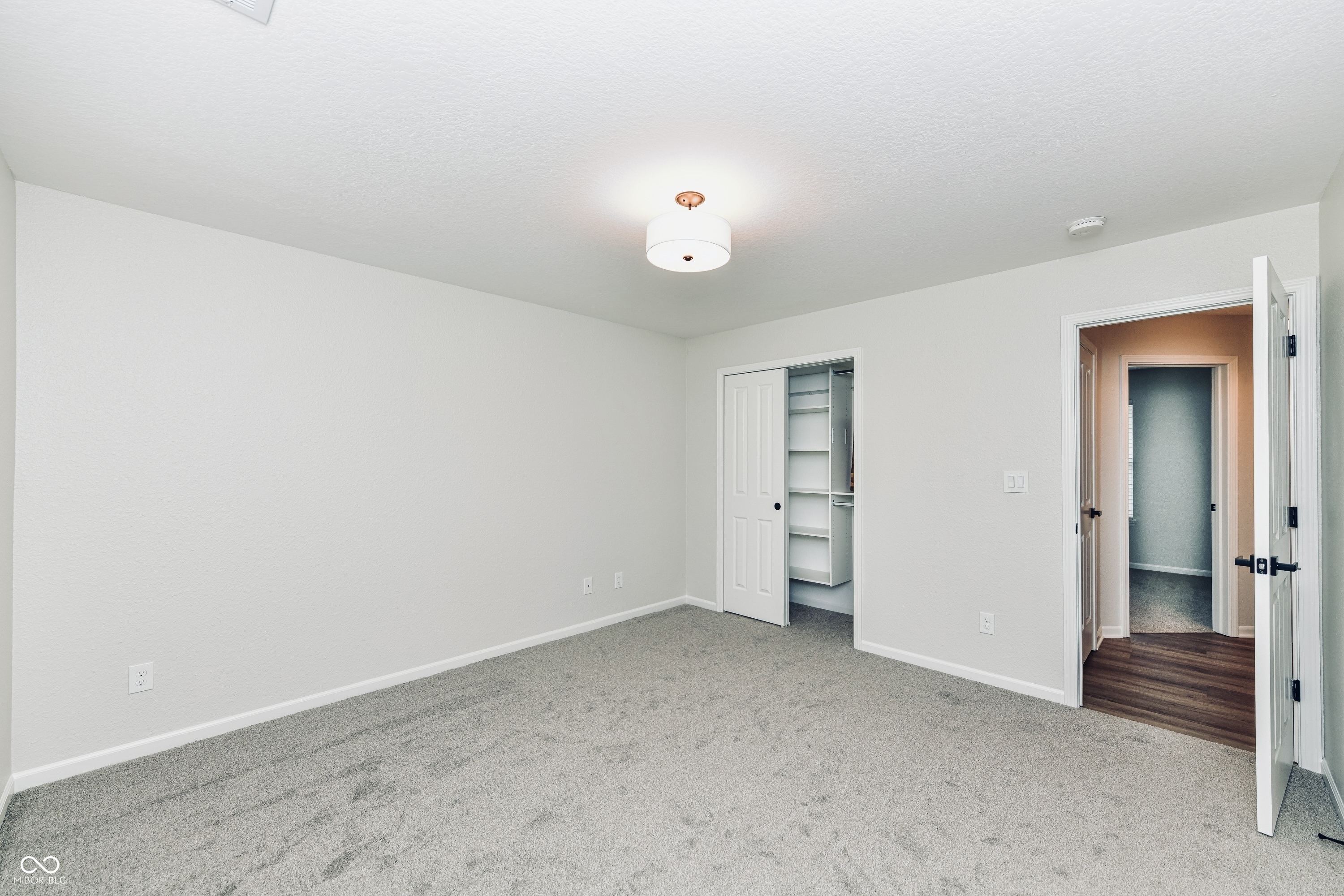 11761 Sand Creek Boulevard