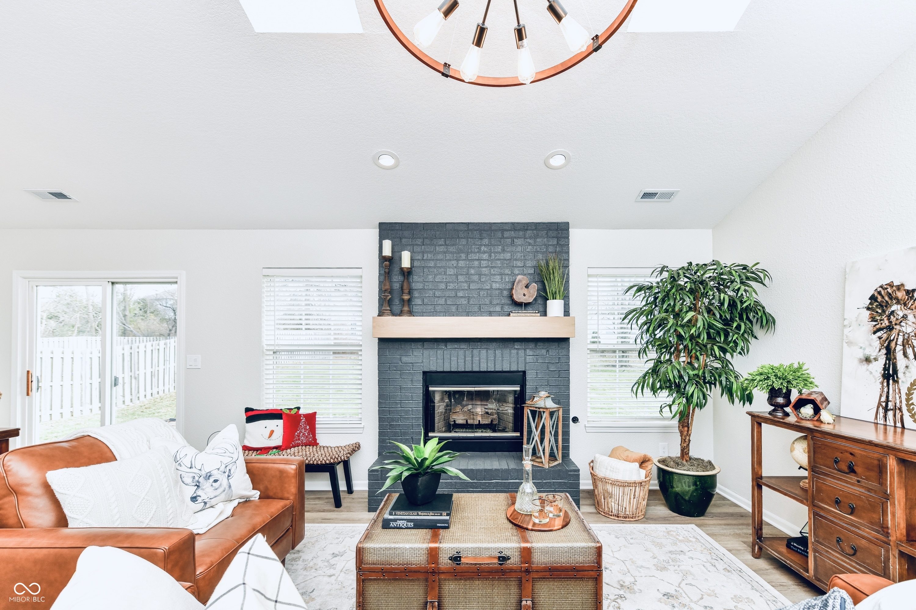 11761 Sand Creek Boulevard