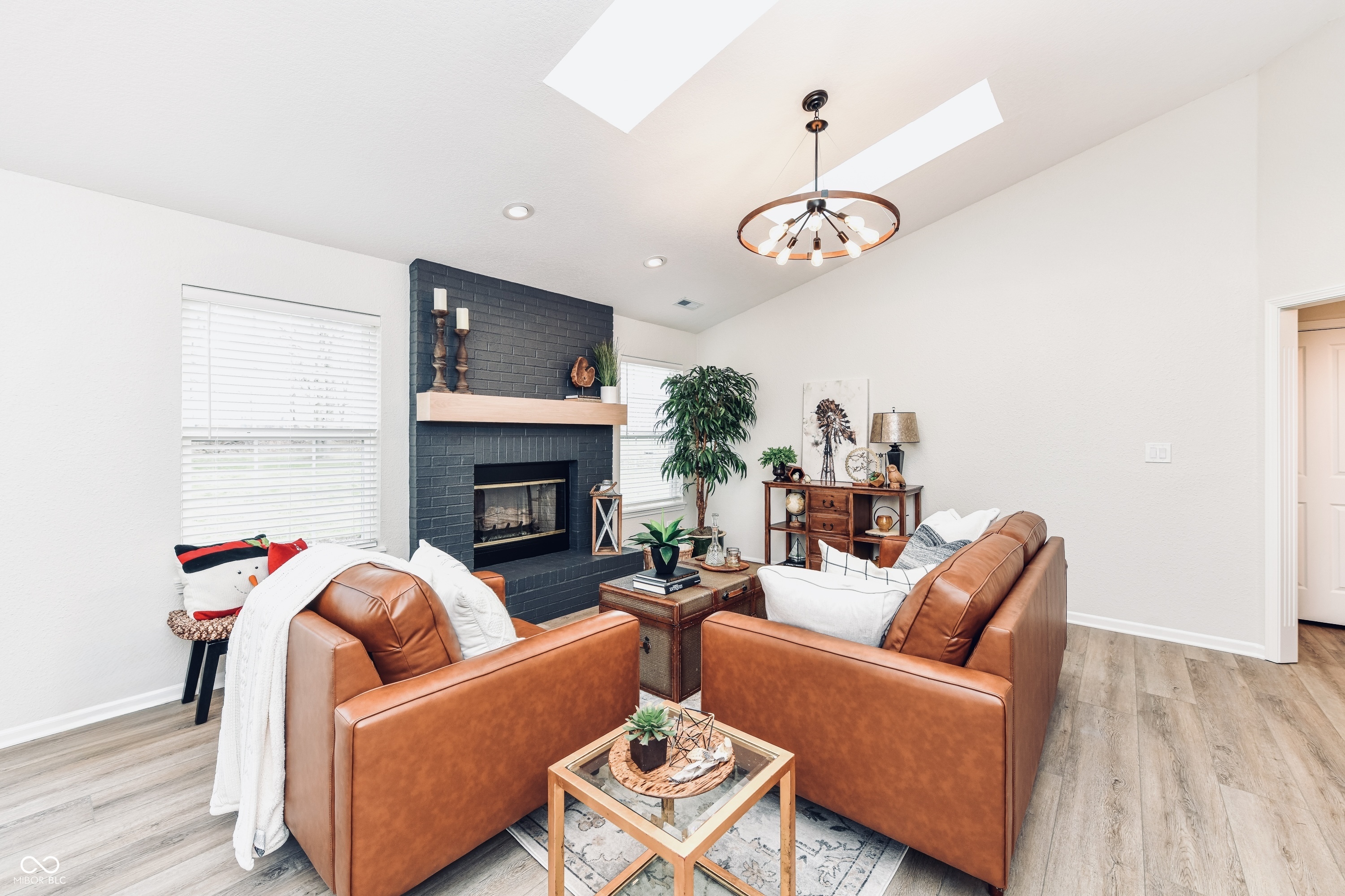 11761 Sand Creek Boulevard