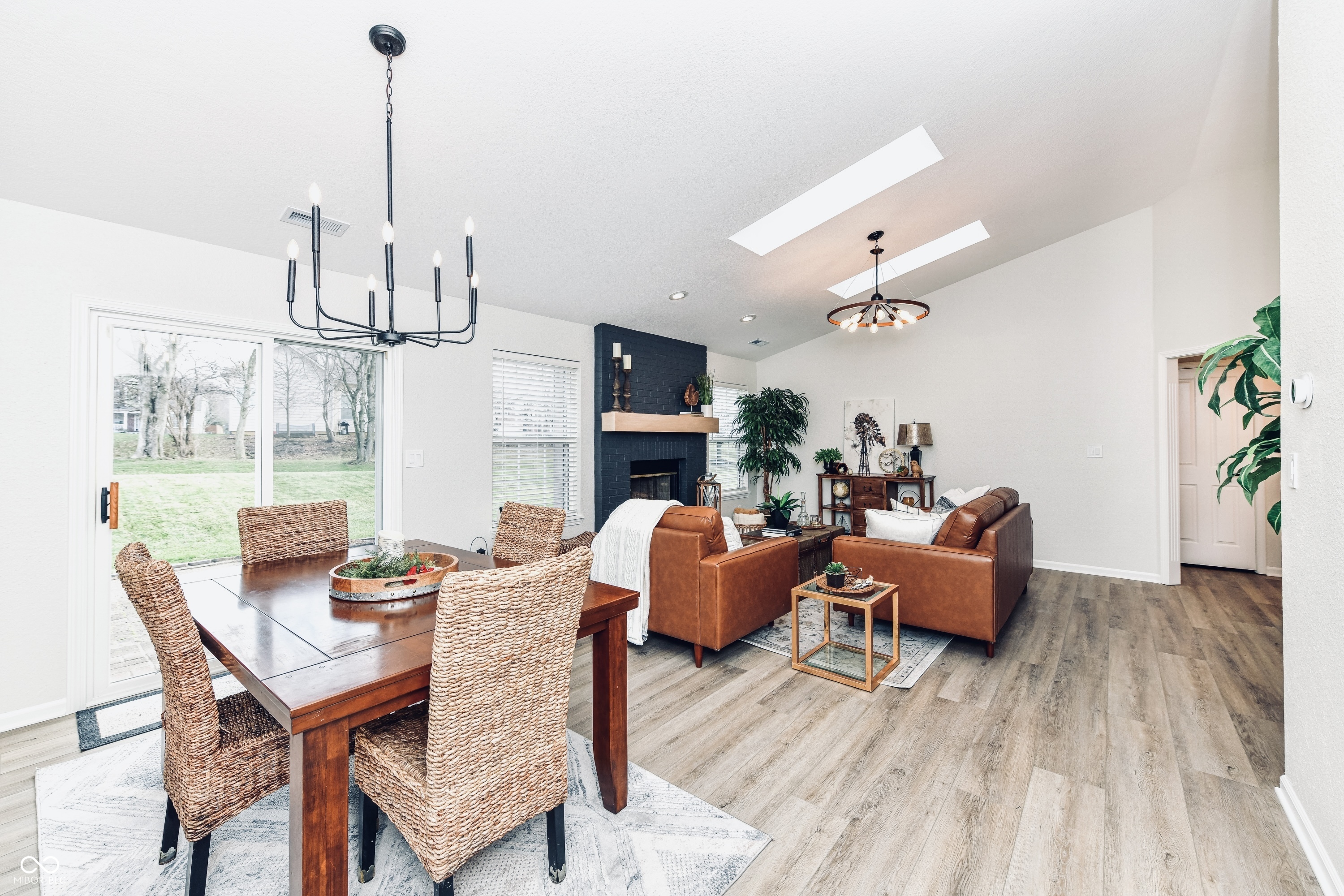 11761 Sand Creek Boulevard