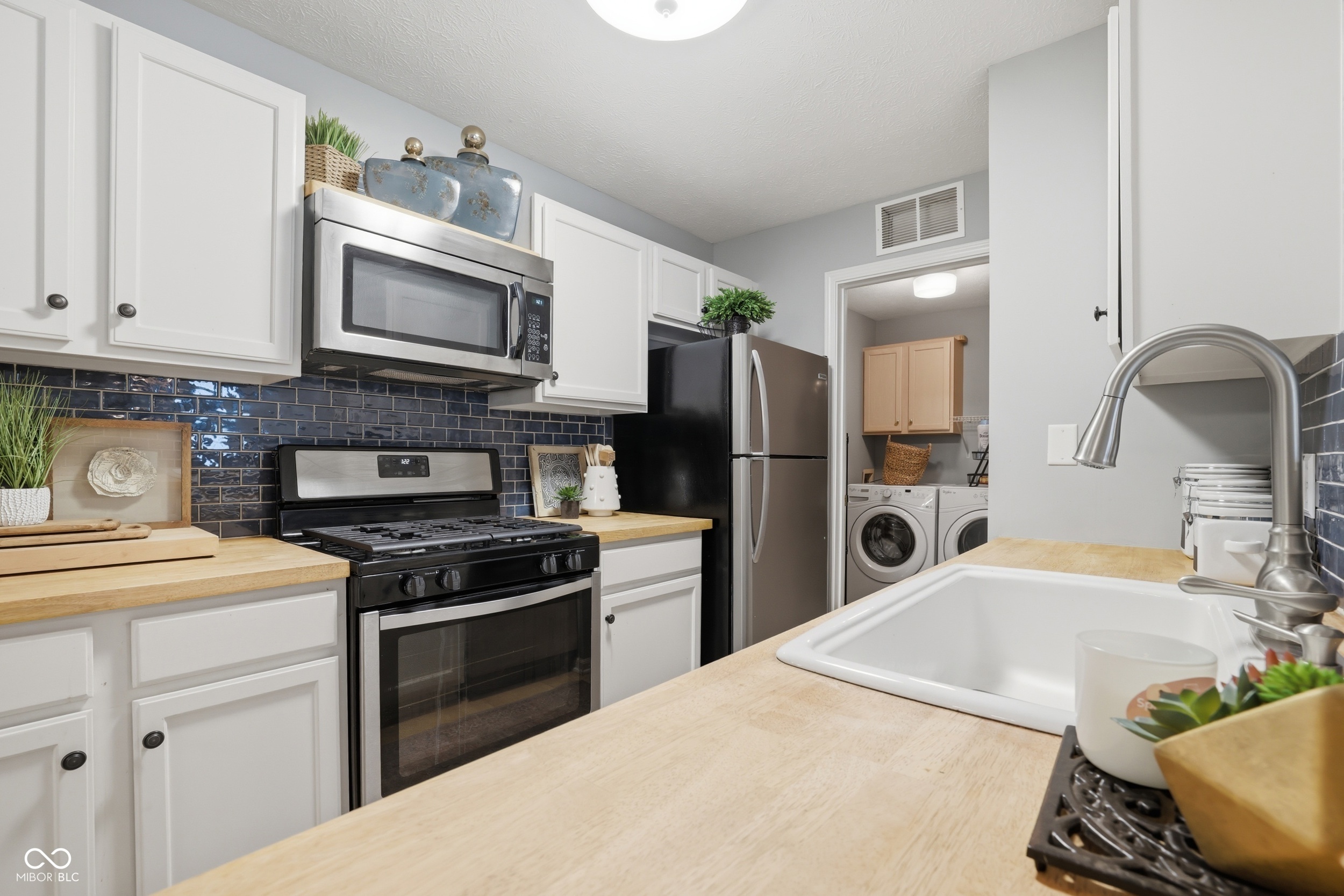 12584 Tennyson Lane Unit: APT 104