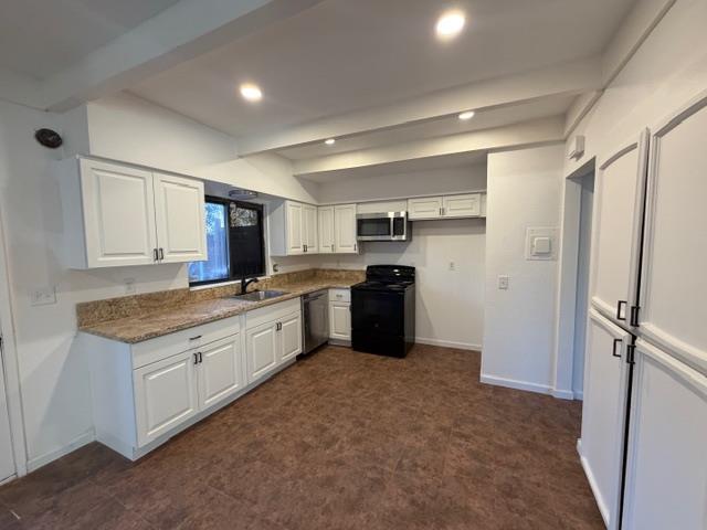 6062 Garfield Avenue