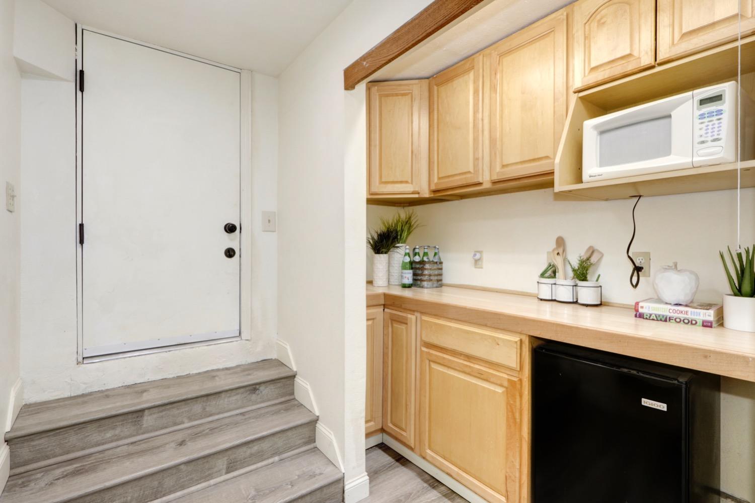 7500 Mountain Avenue