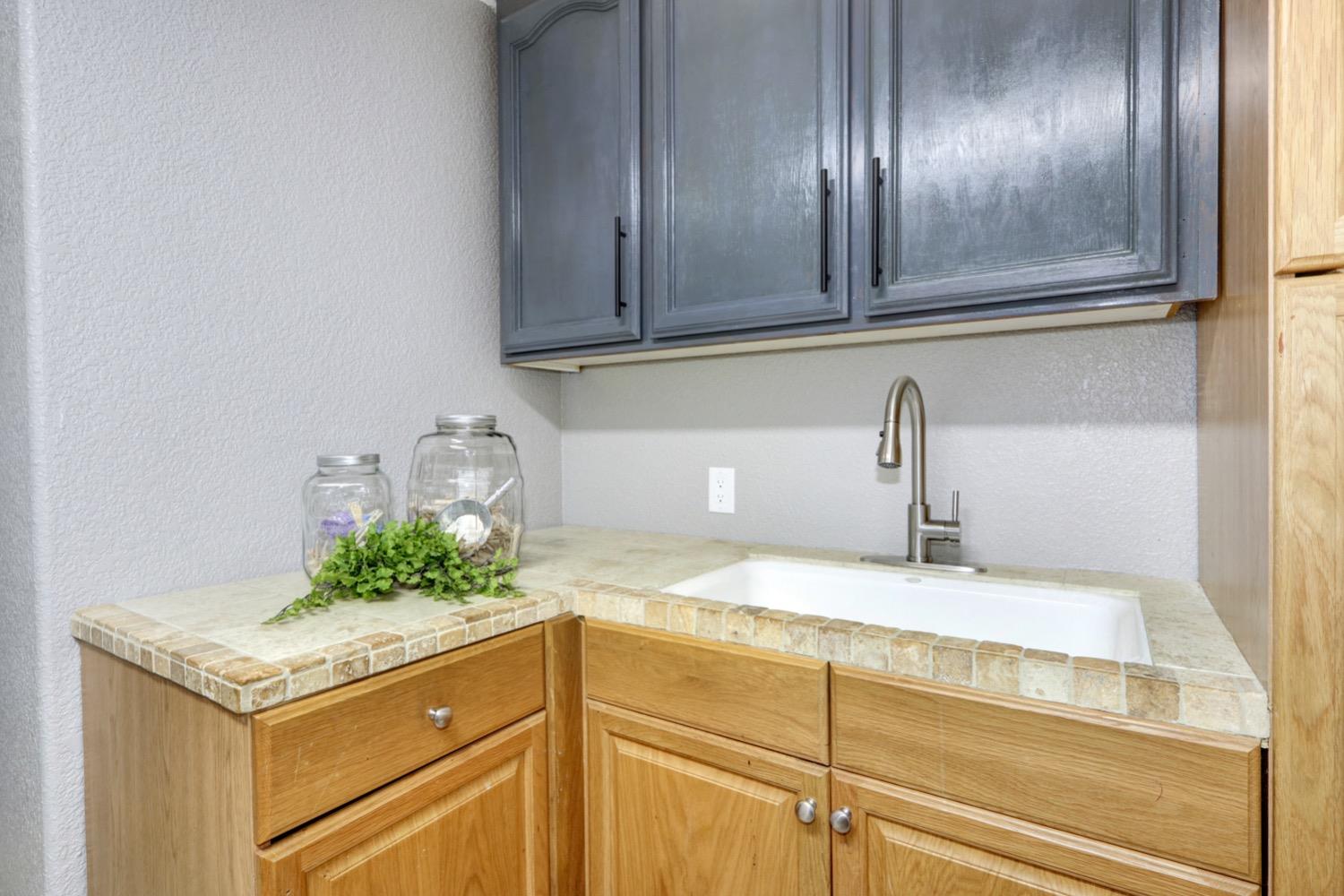 7500 Mountain Avenue