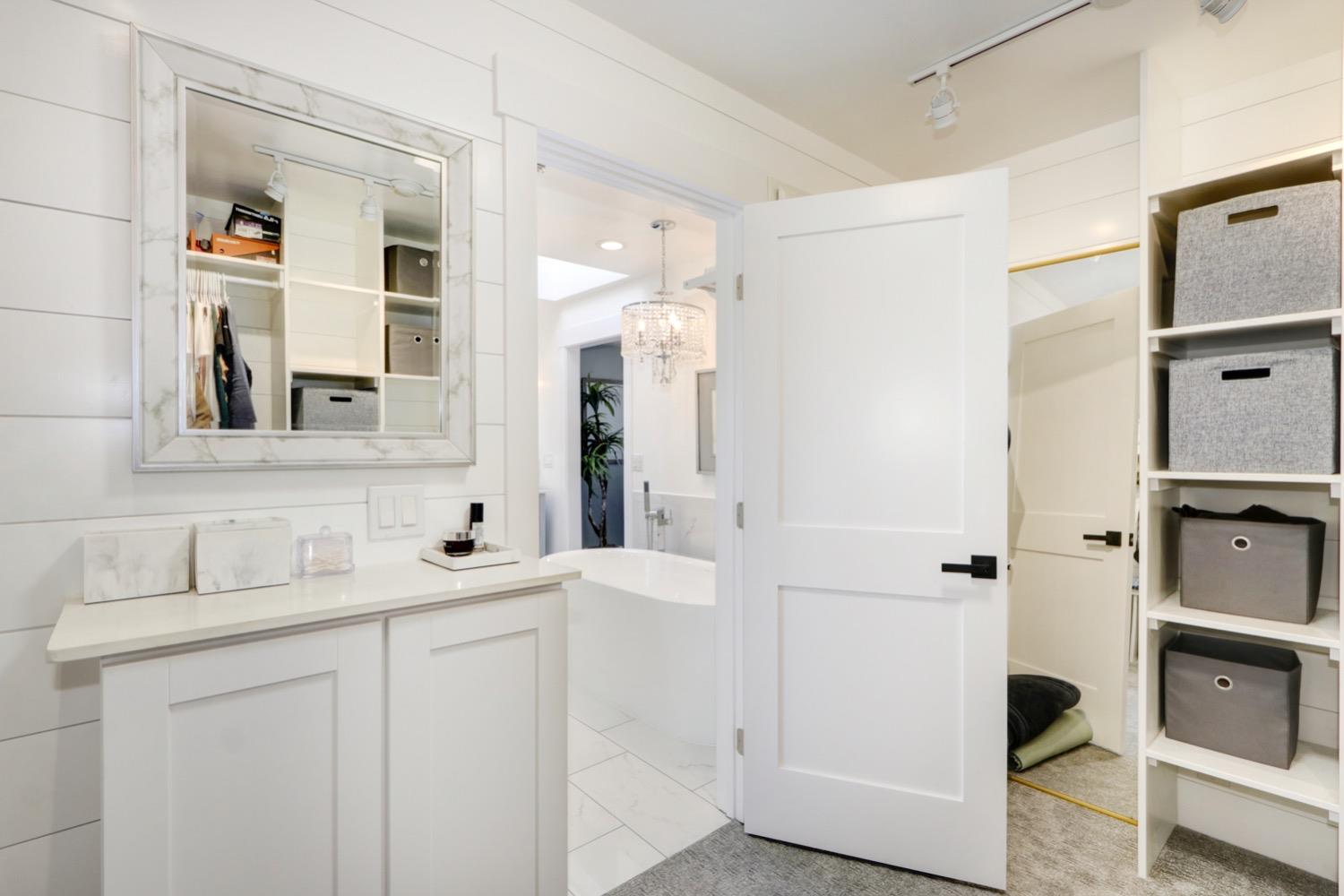 7500 Mountain Avenue