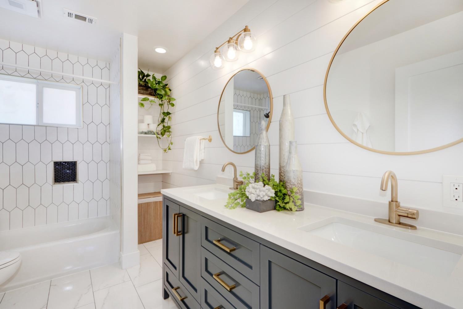 7500 Mountain Avenue