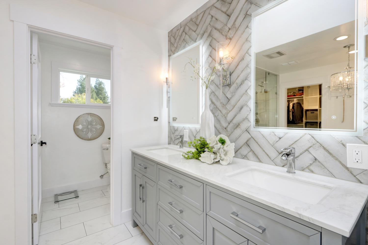 7500 Mountain Avenue