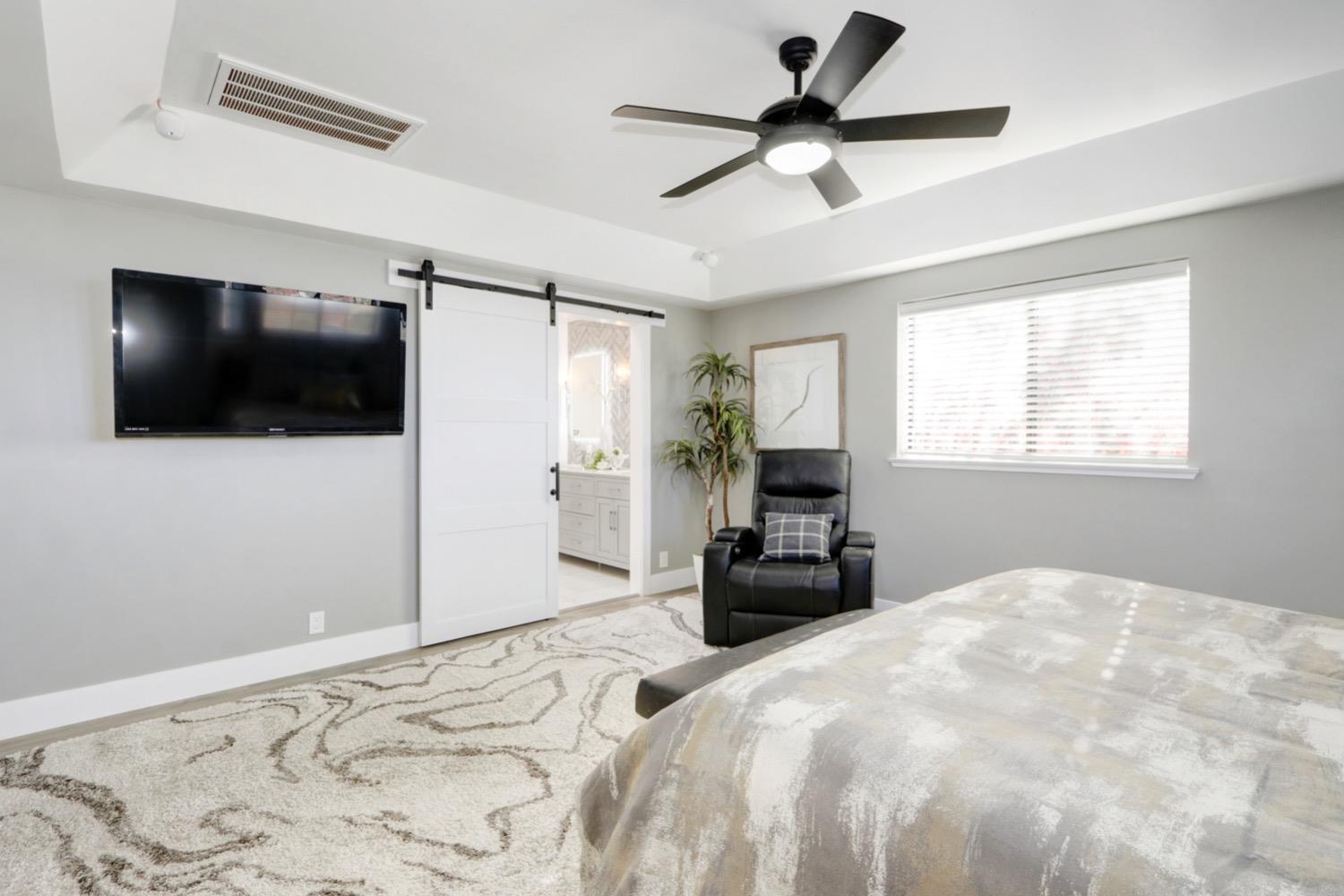 7500 Mountain Avenue