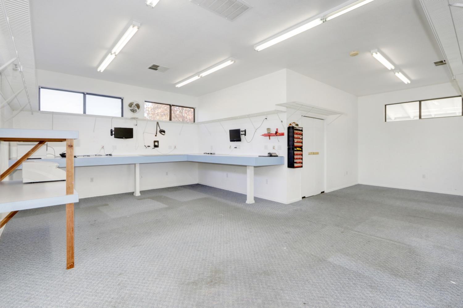 7500 Mountain Avenue