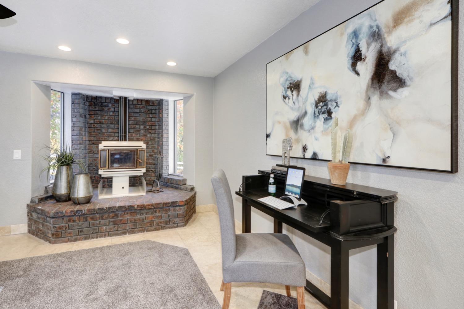 7500 Mountain Avenue