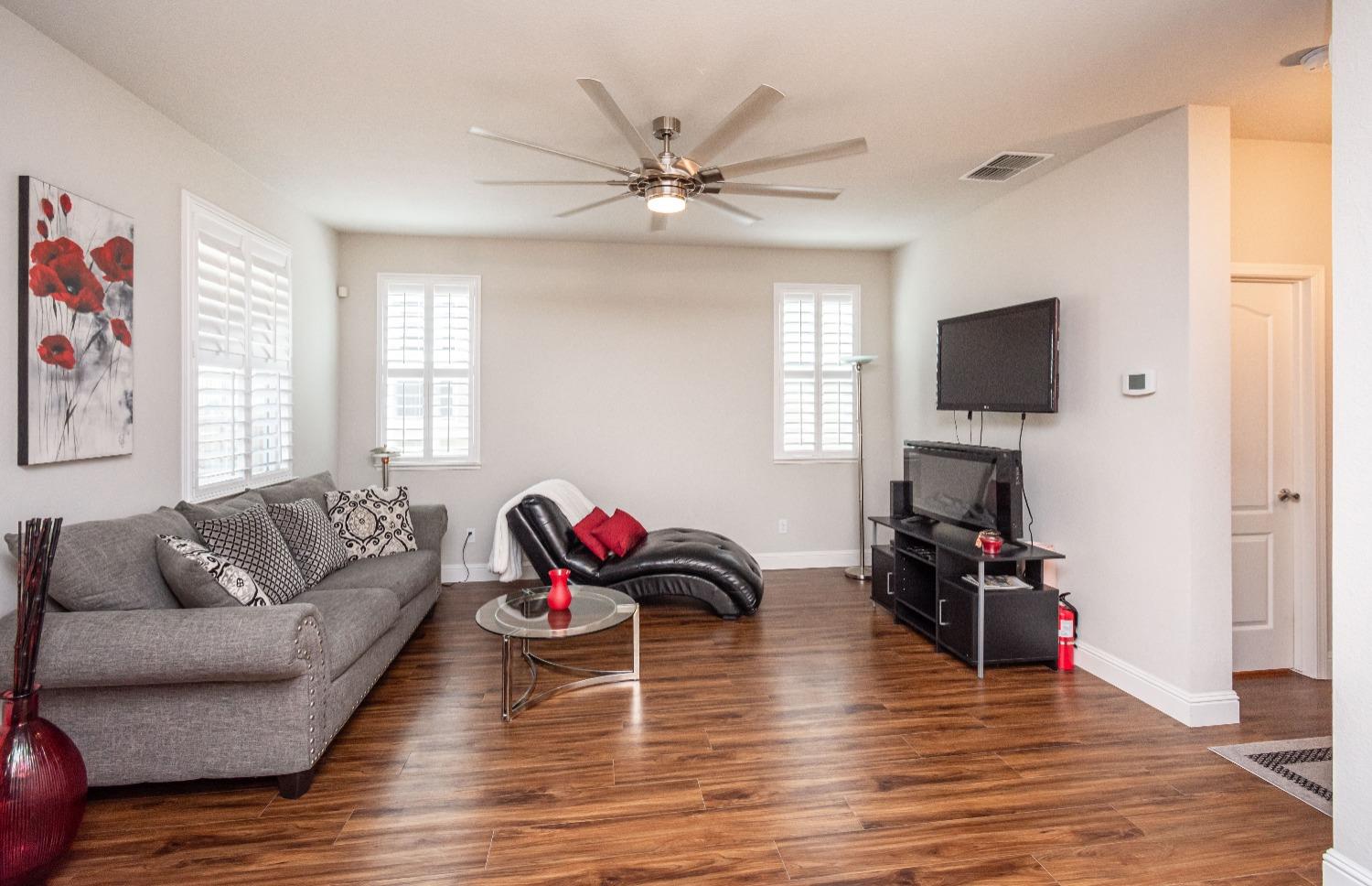 58 Huddlestone Circle