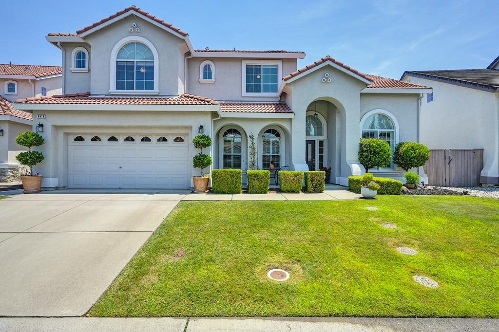 8976 Water Song Circle