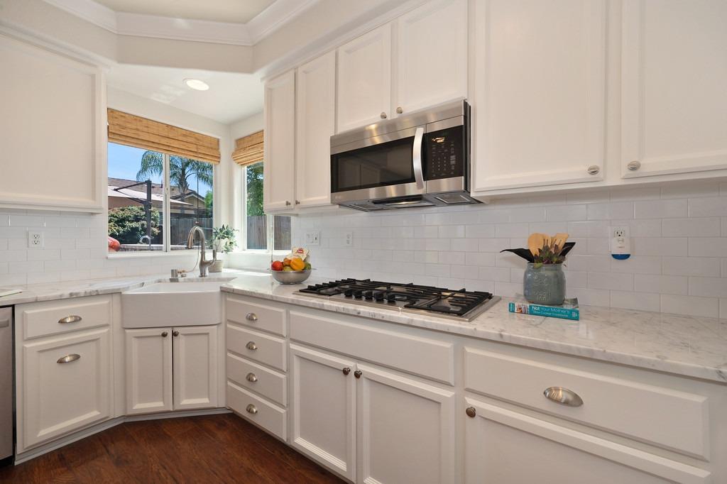 8976 Water Song Circle