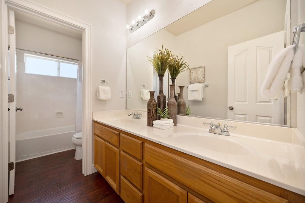 8976 Water Song Circle