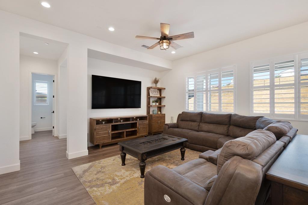 100 Nisenan Valley Court