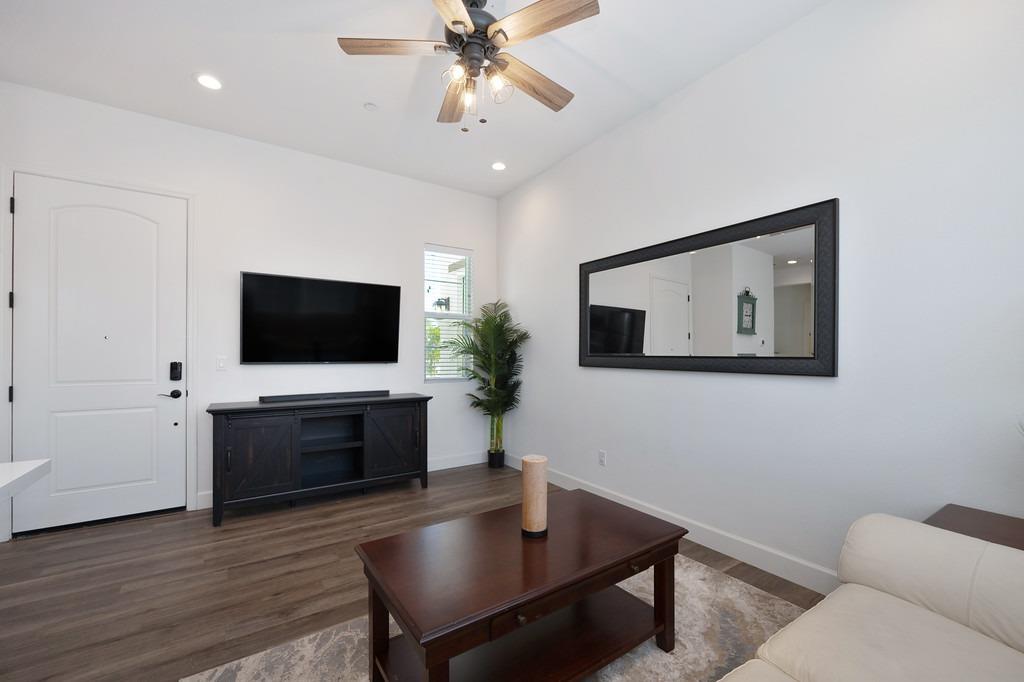 100 Nisenan Valley Court