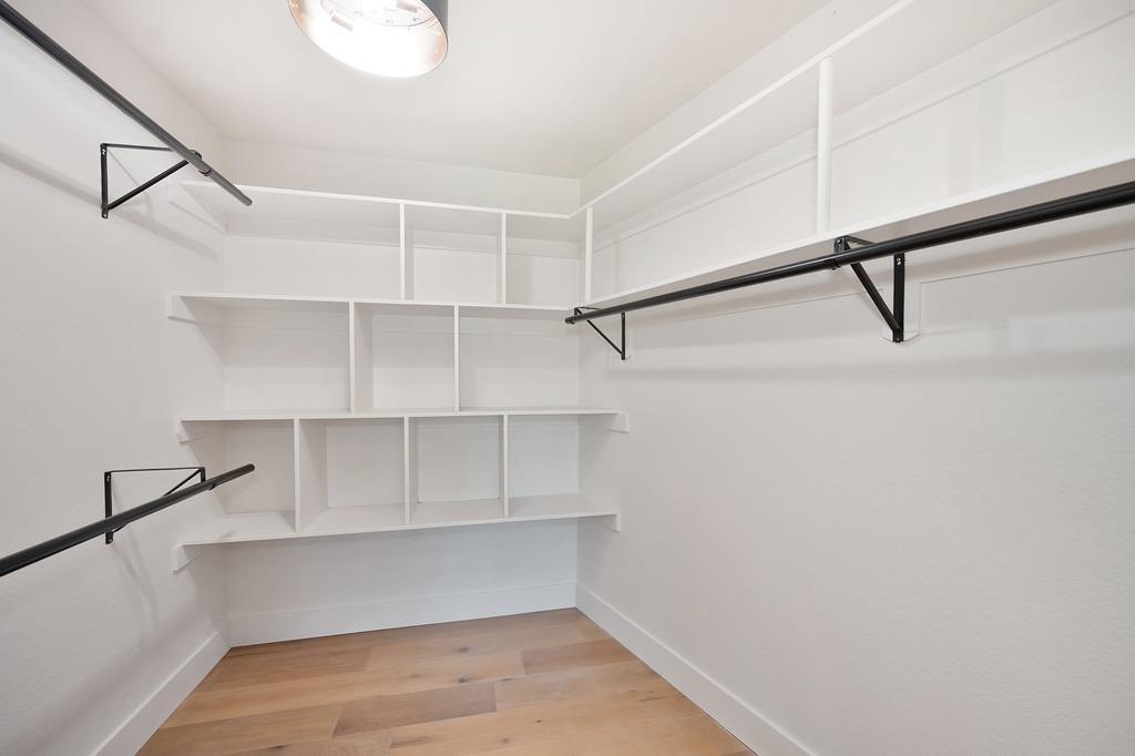 2079 Country Hill Run