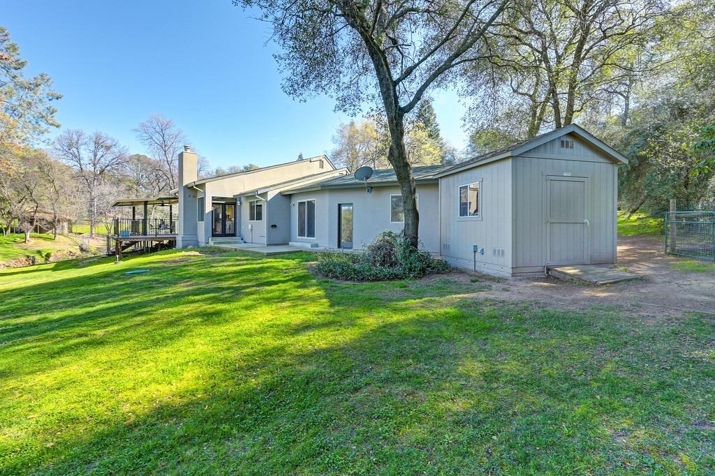 2079 Country Hill Run