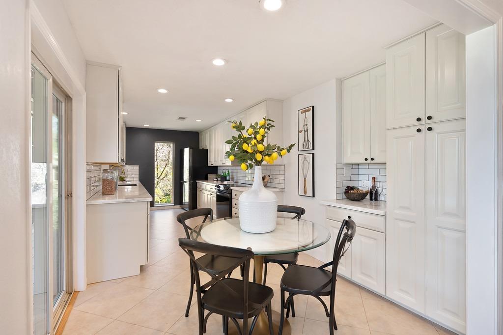 2079 Country Hill Run