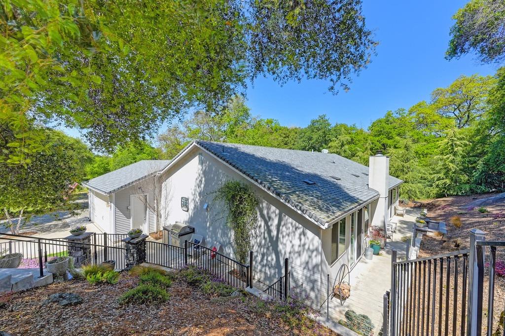 3461 Sugarloaf Mountain Road