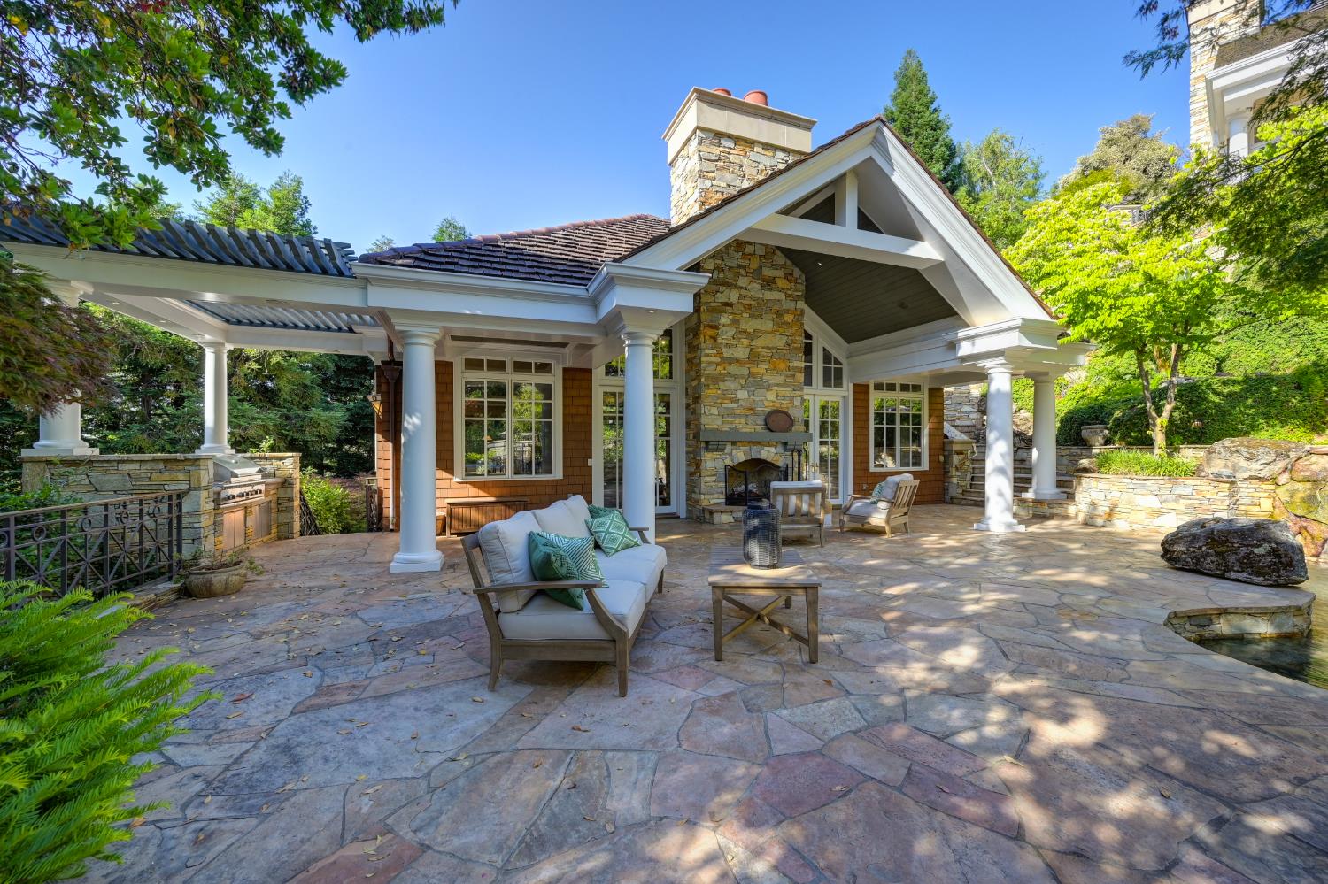 5128 Prior Ridge