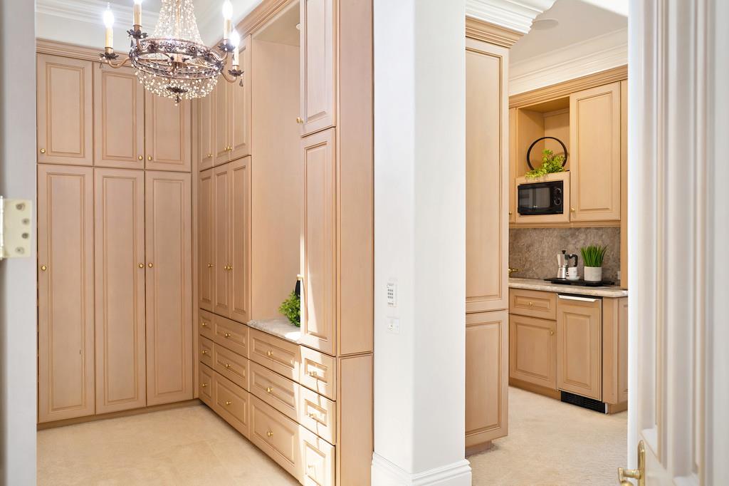 5128 Prior Ridge