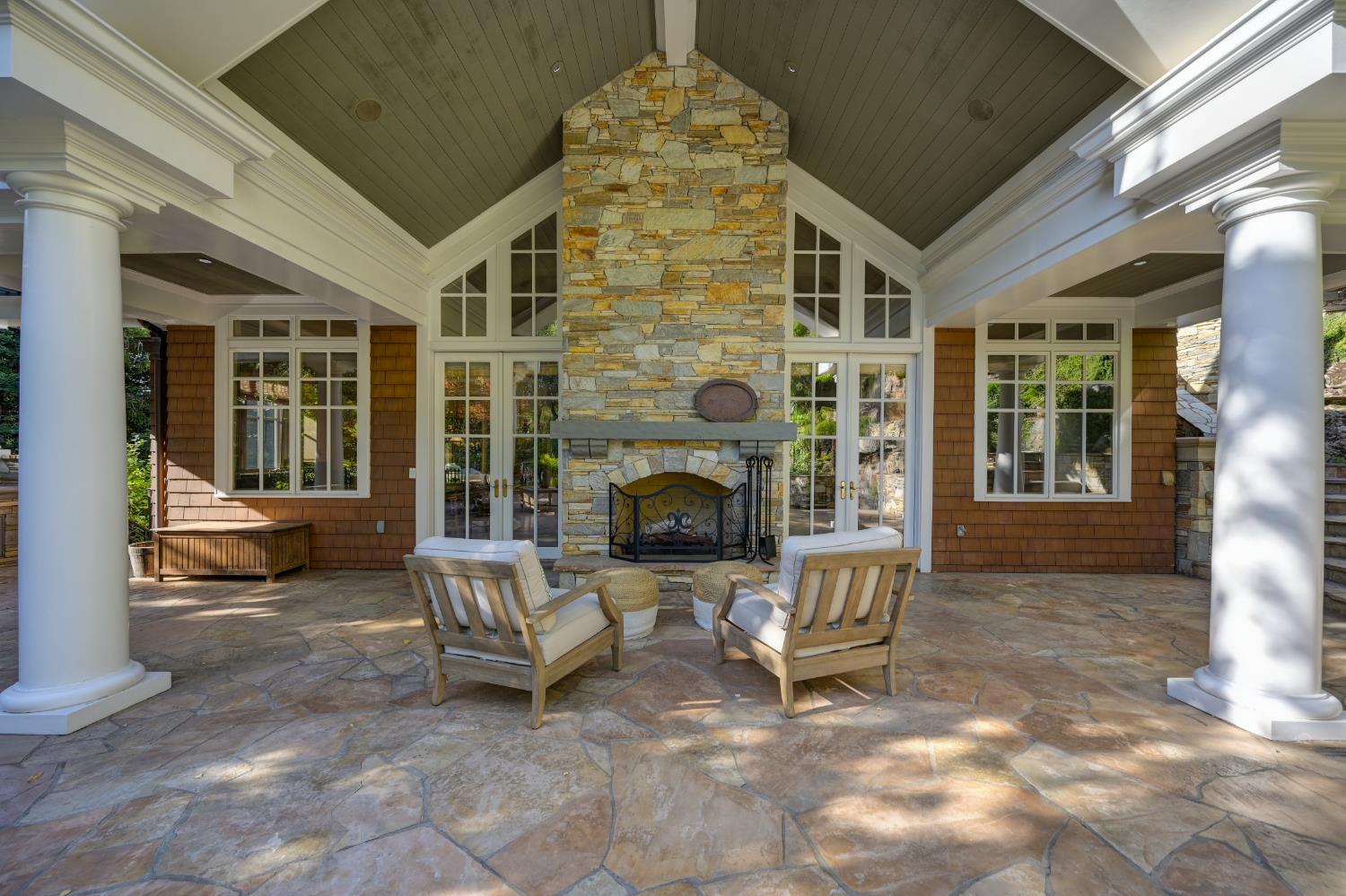 5128 Prior Ridge