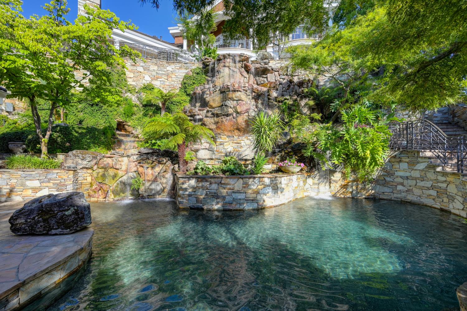 5128 Prior Ridge