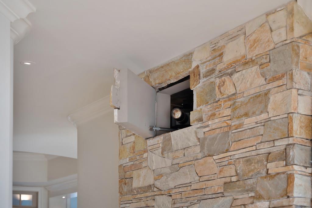 5128 Prior Ridge