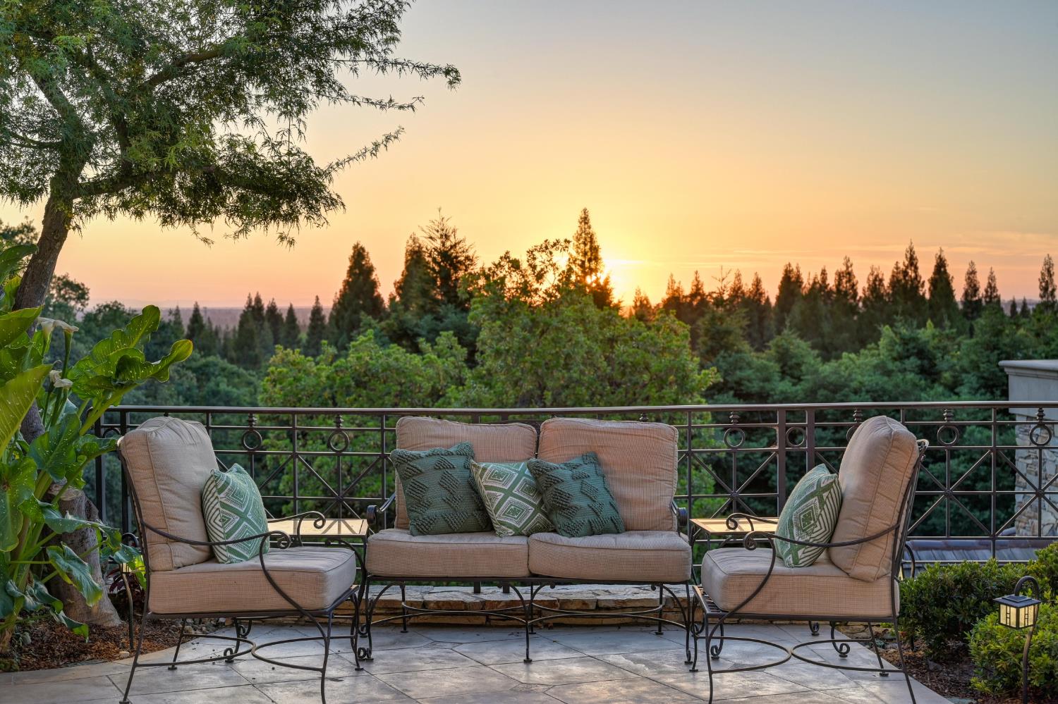 5128 Prior Ridge