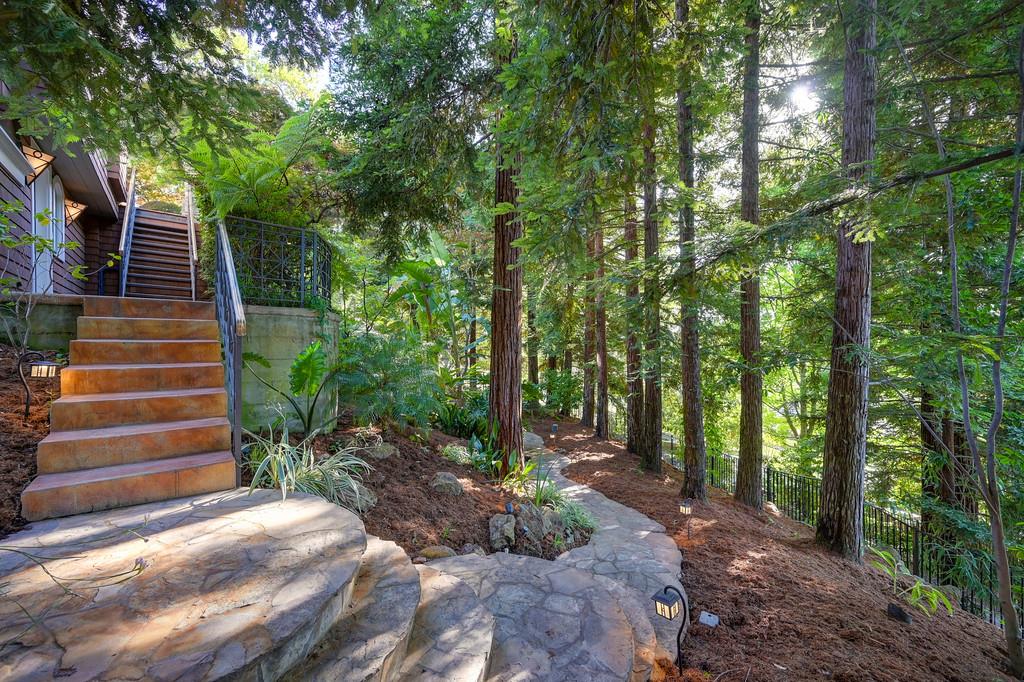 5128 Prior Ridge