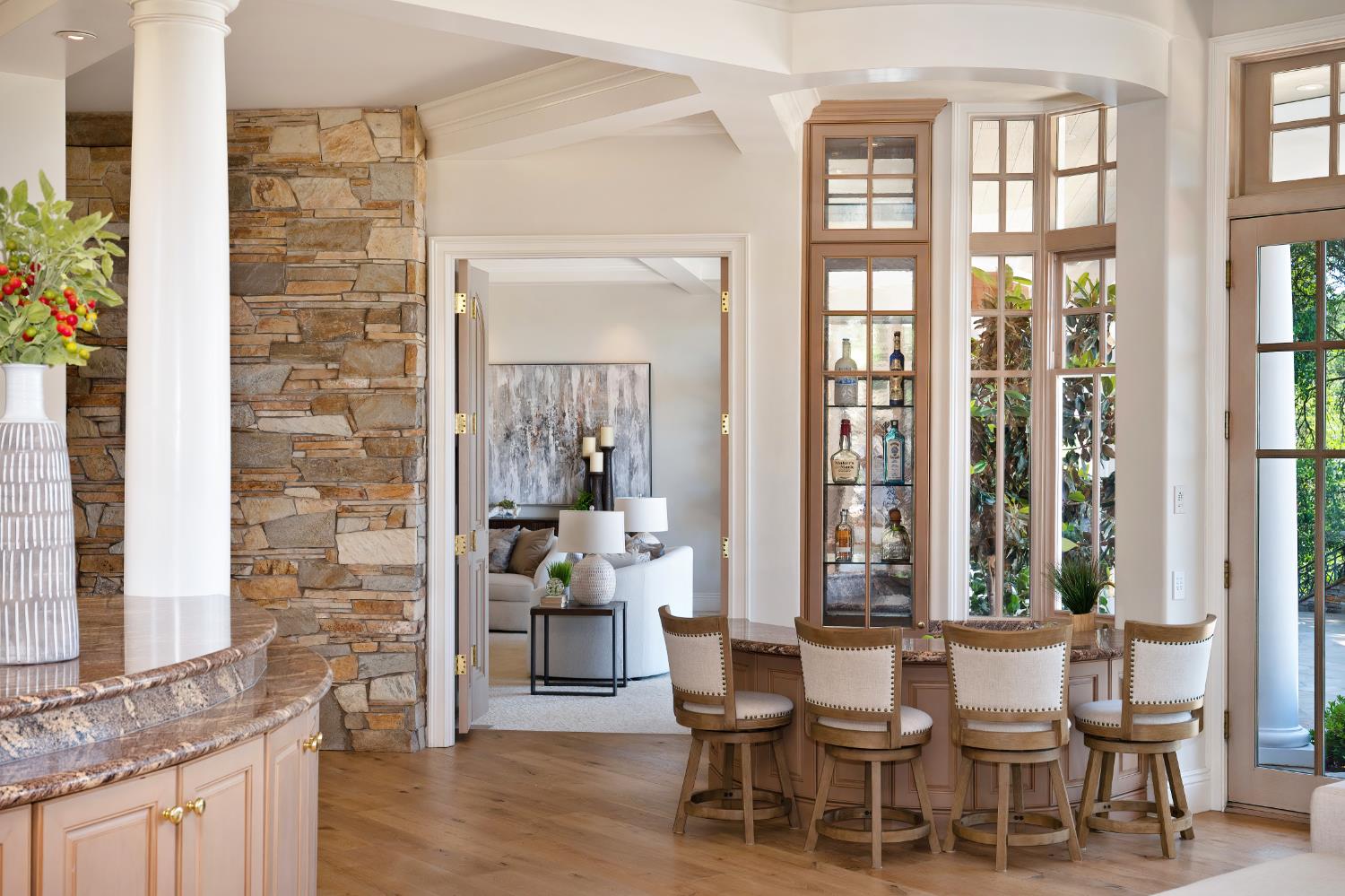 5128 Prior Ridge