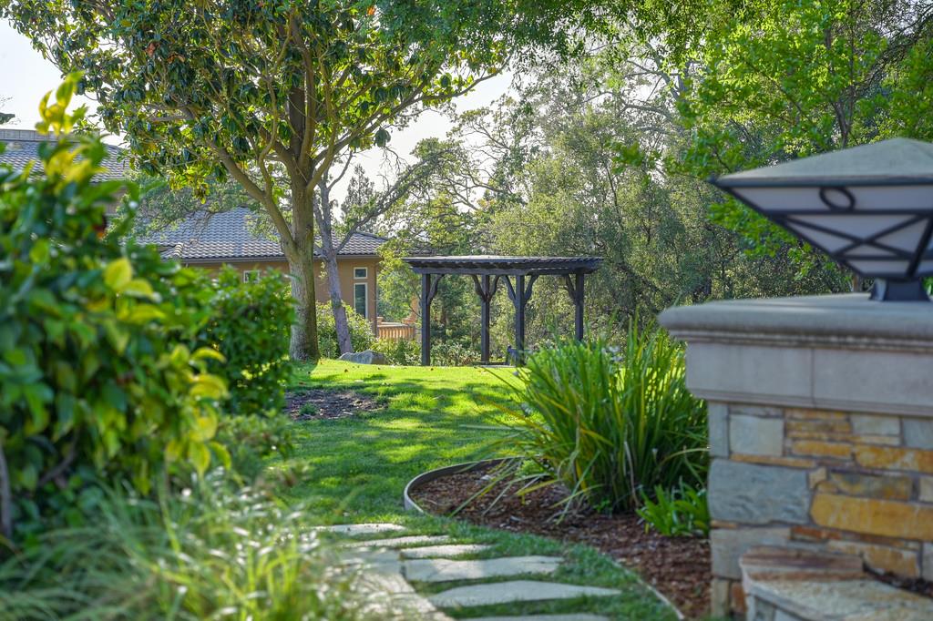 5128 Prior Ridge