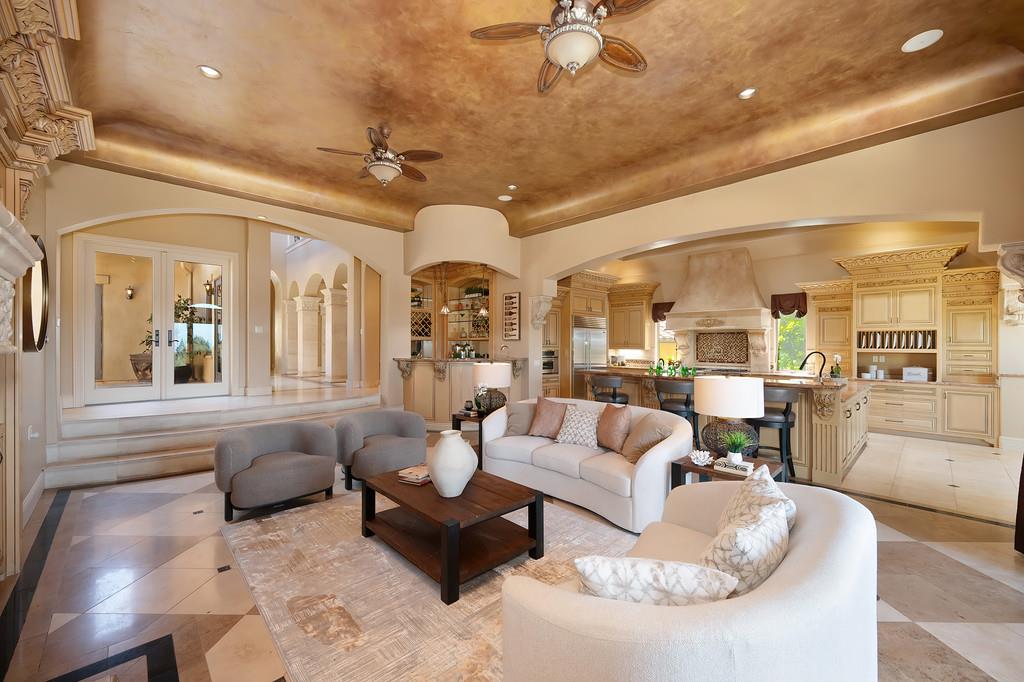 5535 Eden Roc Drive