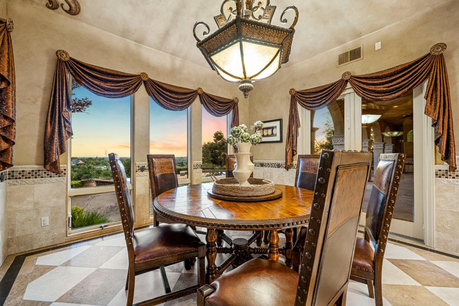 5535 Eden Roc Drive