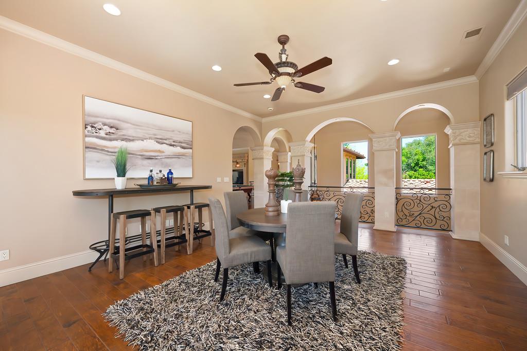 5535 Eden Roc Drive