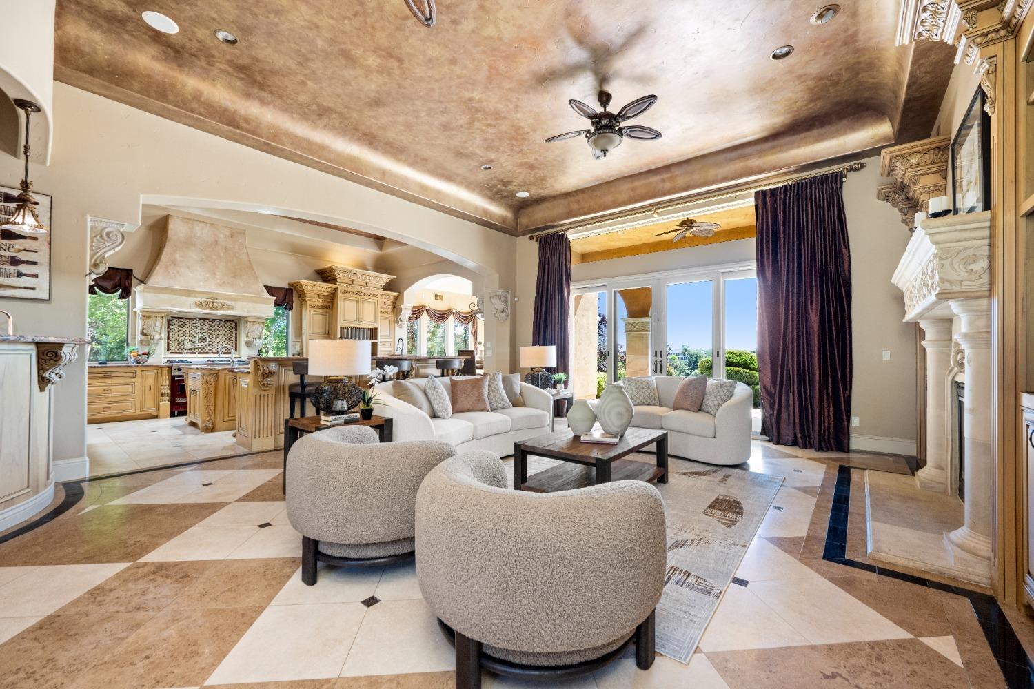 5535 Eden Roc Drive