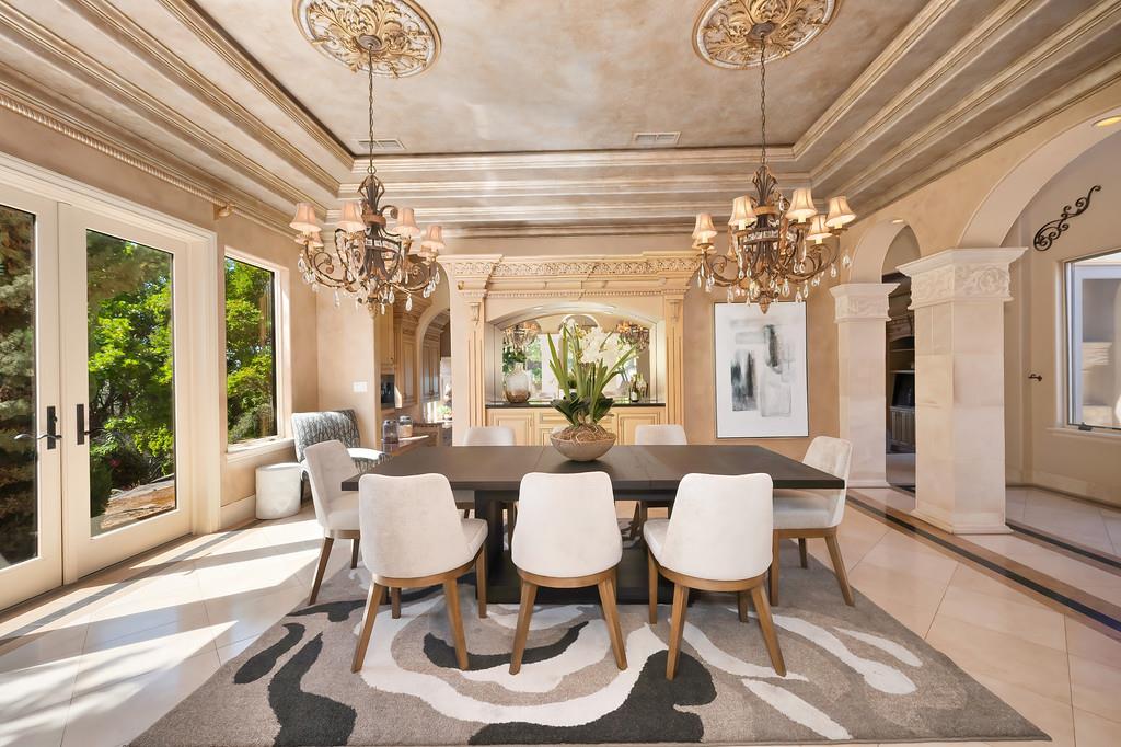 5535 Eden Roc Drive