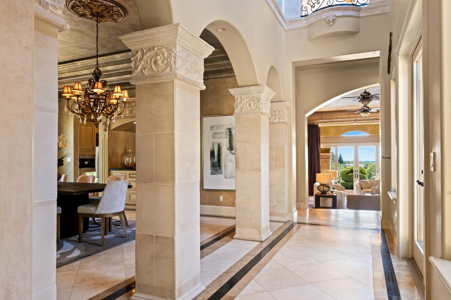 5535 Eden Roc Drive
