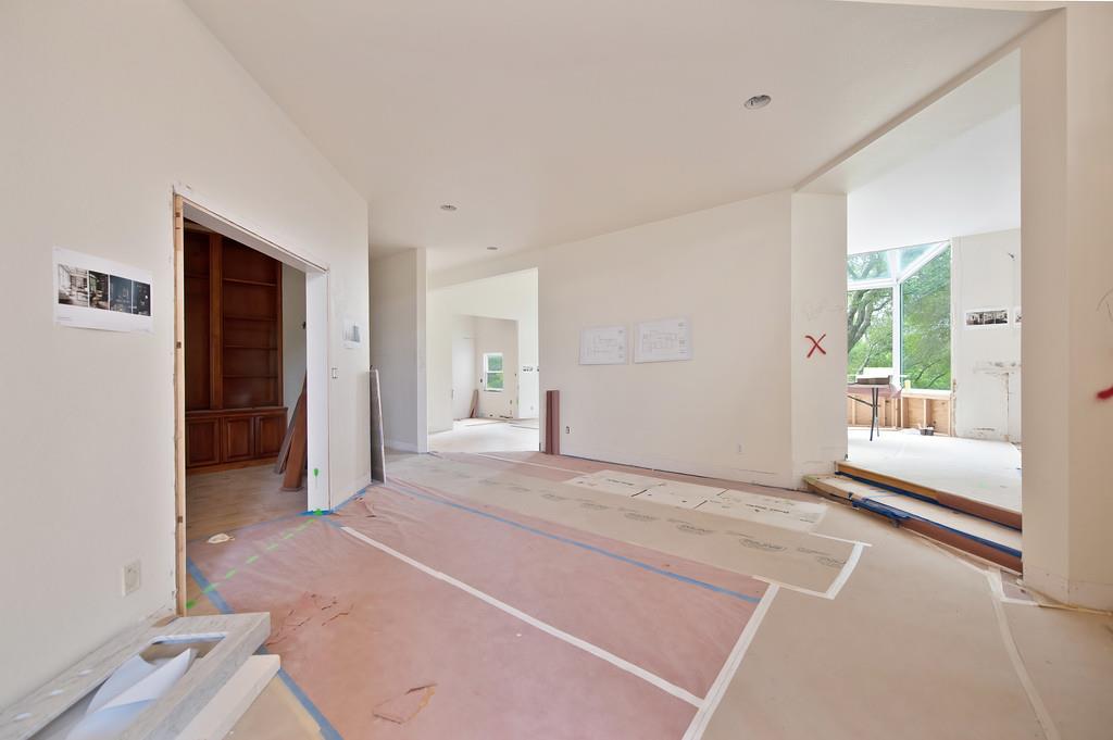 6275 Barcelona Court