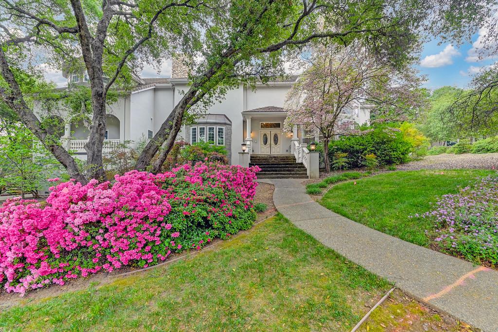 6275 Barcelona Court