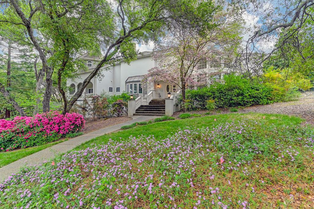 6275 Barcelona Court