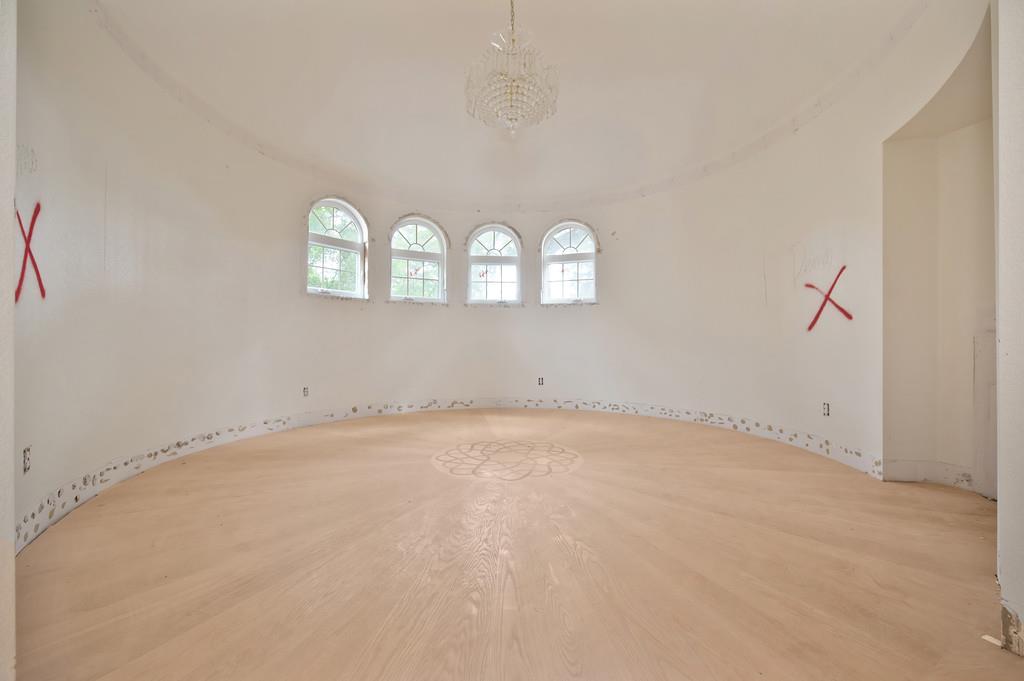 6275 Barcelona Court