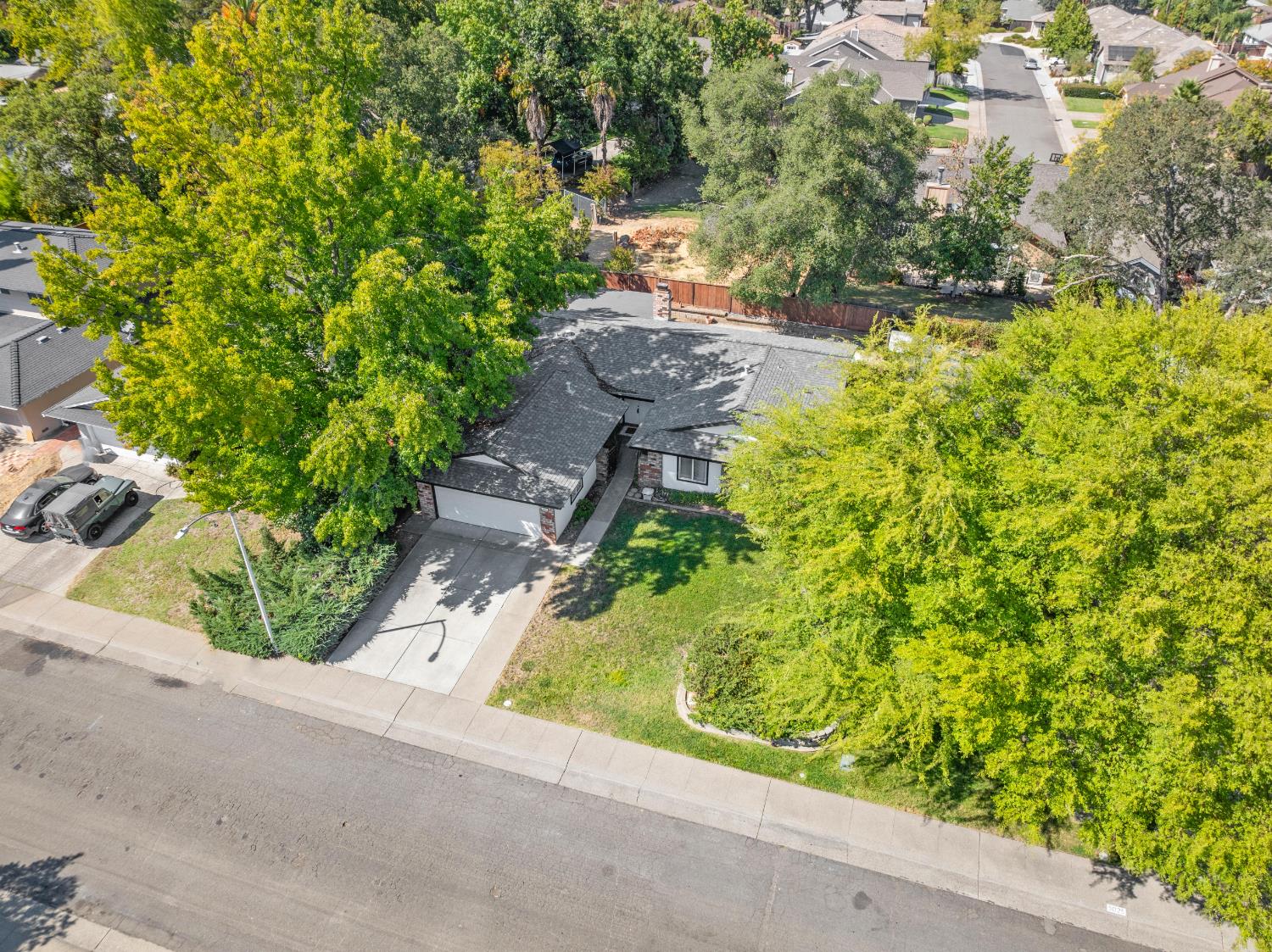 5021 Hillridge Way