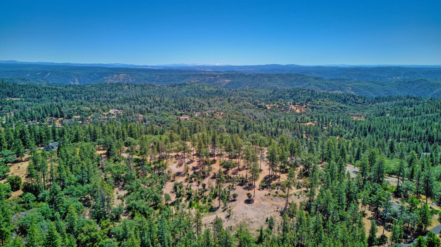 17200 Mountain View Drive