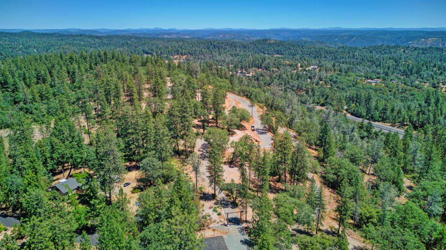 17200 Mountain View Drive