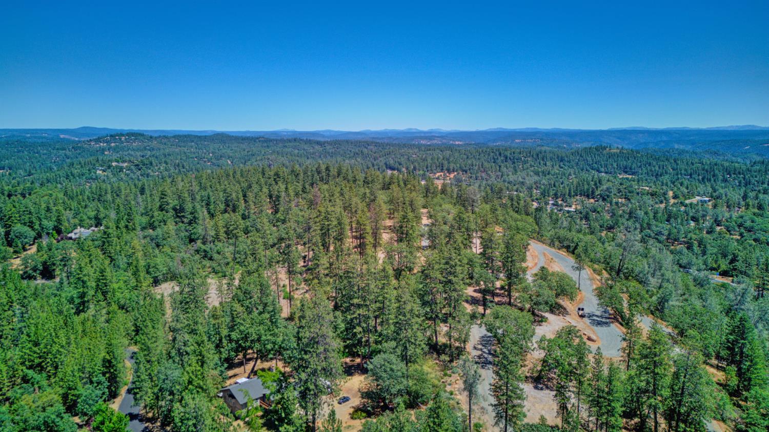 17200 Mountain View Drive