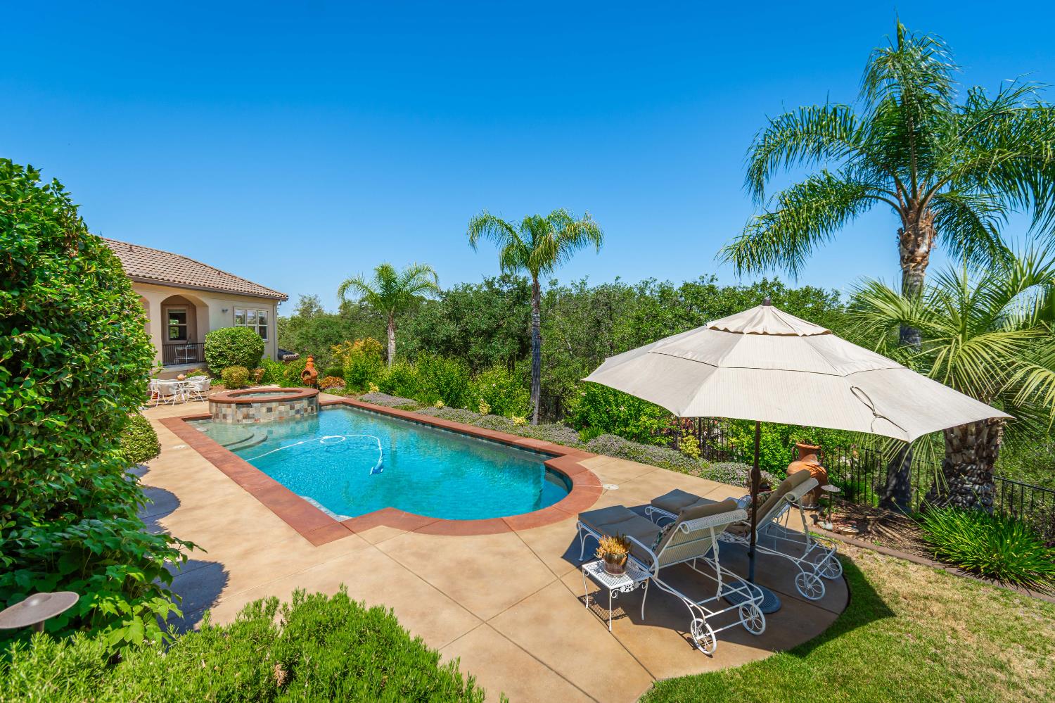 9709 Rim Rock Circle