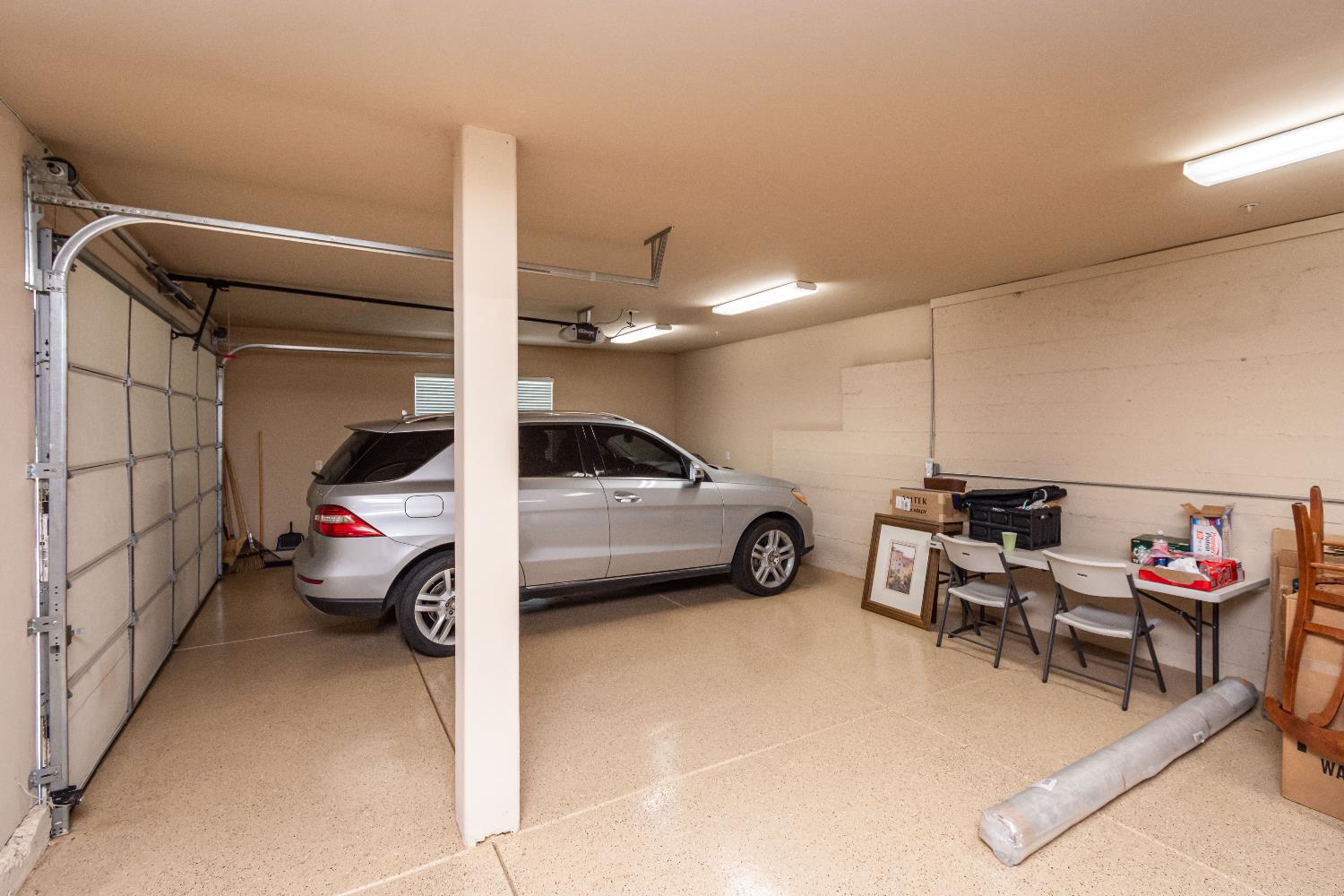 9709 Rim Rock Circle